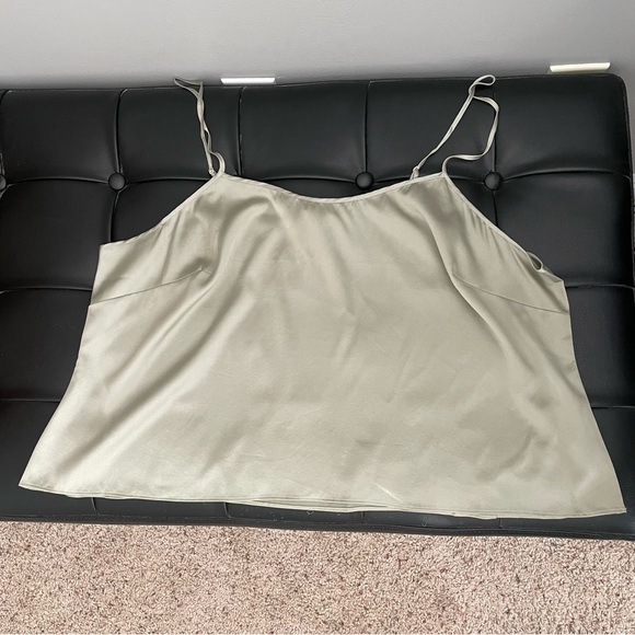 NWT SKIMS Green Silk Sleep Tank Top - Size XL - Picture 2 of 6